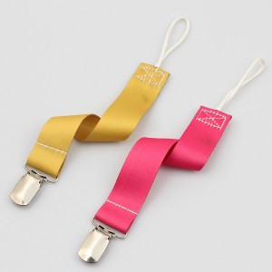 Custom logo eco-friendly cotton baby pacifier holder metal clip