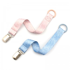 High quality safety plastic buckle Christmas gift baby pacifier clip for kids 2020