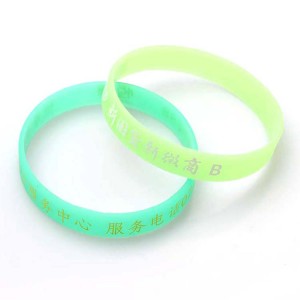 China supplier cheap custom polyester fabric soccer silicone wristband